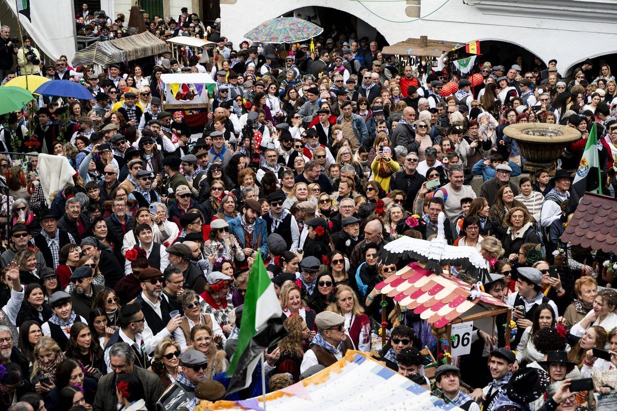 ¡Búscate en las imágenes de la Pedida de la Patatera de Malpartida de Cáceres!