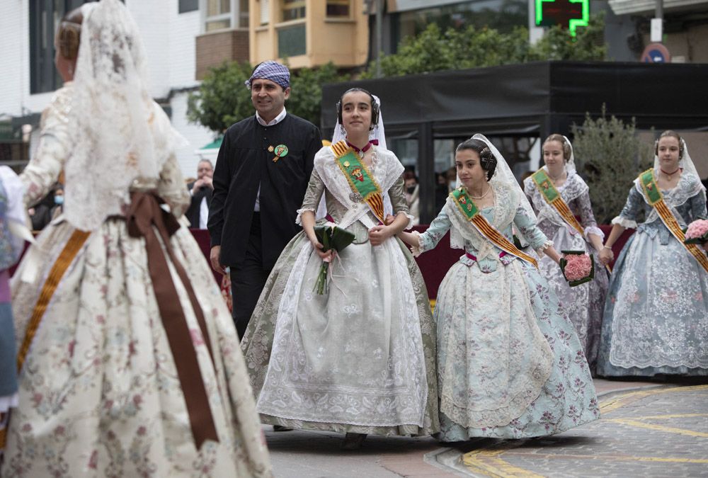 Las imágenes de la ofrenda en Sagunt.