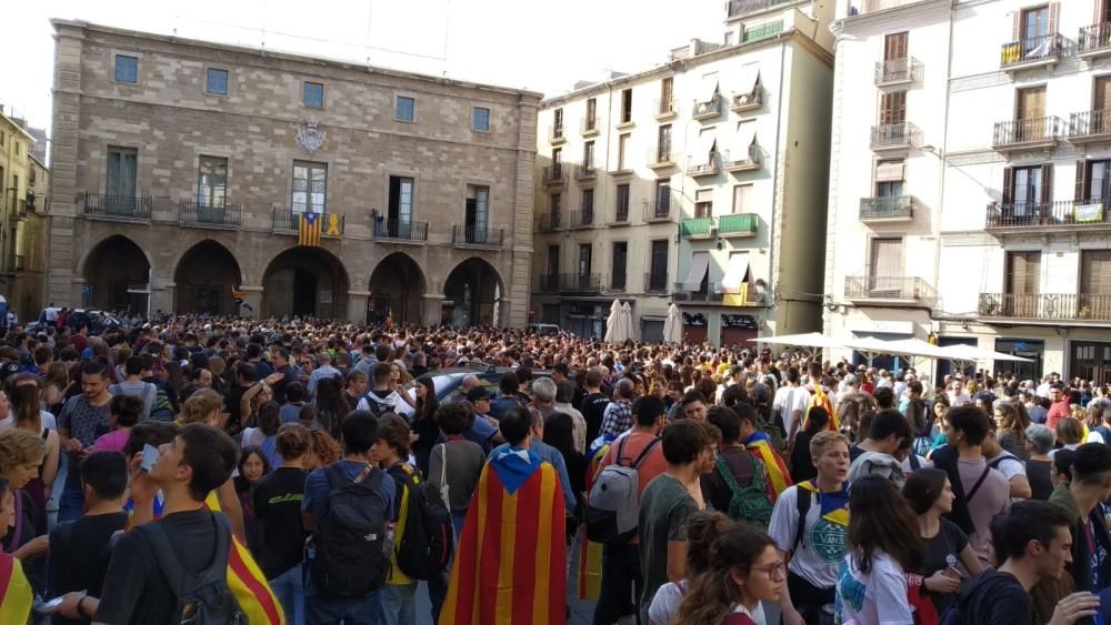 Respostes a la sentència: centenars de persones es manifesten a Manresa contra la sentència