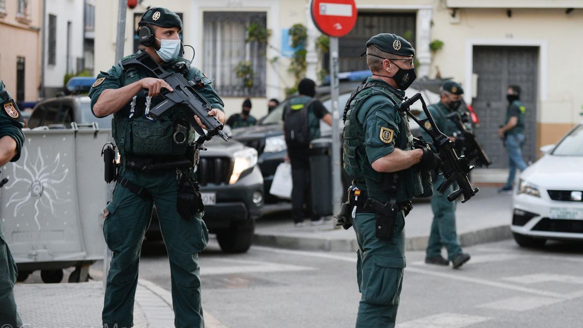 Las imágenes de la operación de la Guardia Civil en Lagunillas