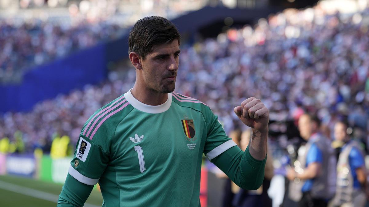 Courtois celebra la victoria ante Estados Unidos.