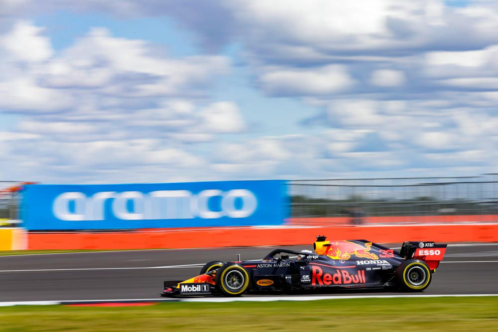 EN IMATGES | Hamilton guanya amb agonia a Silverstone i Sainz perd una valuosa quarta plaça al final