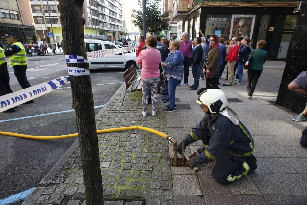 Espectacular incendio en Avilés