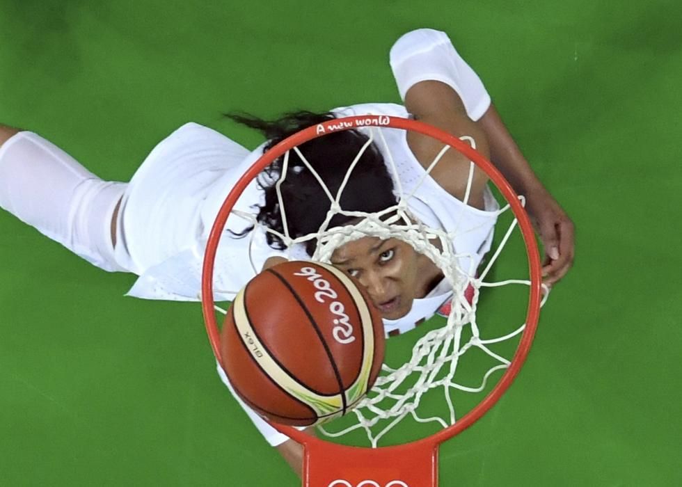 Las mejores imágenes de la final de baloncesto femenino de Río 2016.