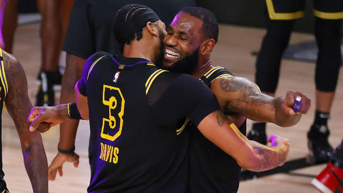 El histórico triple de Anthony Davis que dio la victoria a los Lakers sobre la bocina