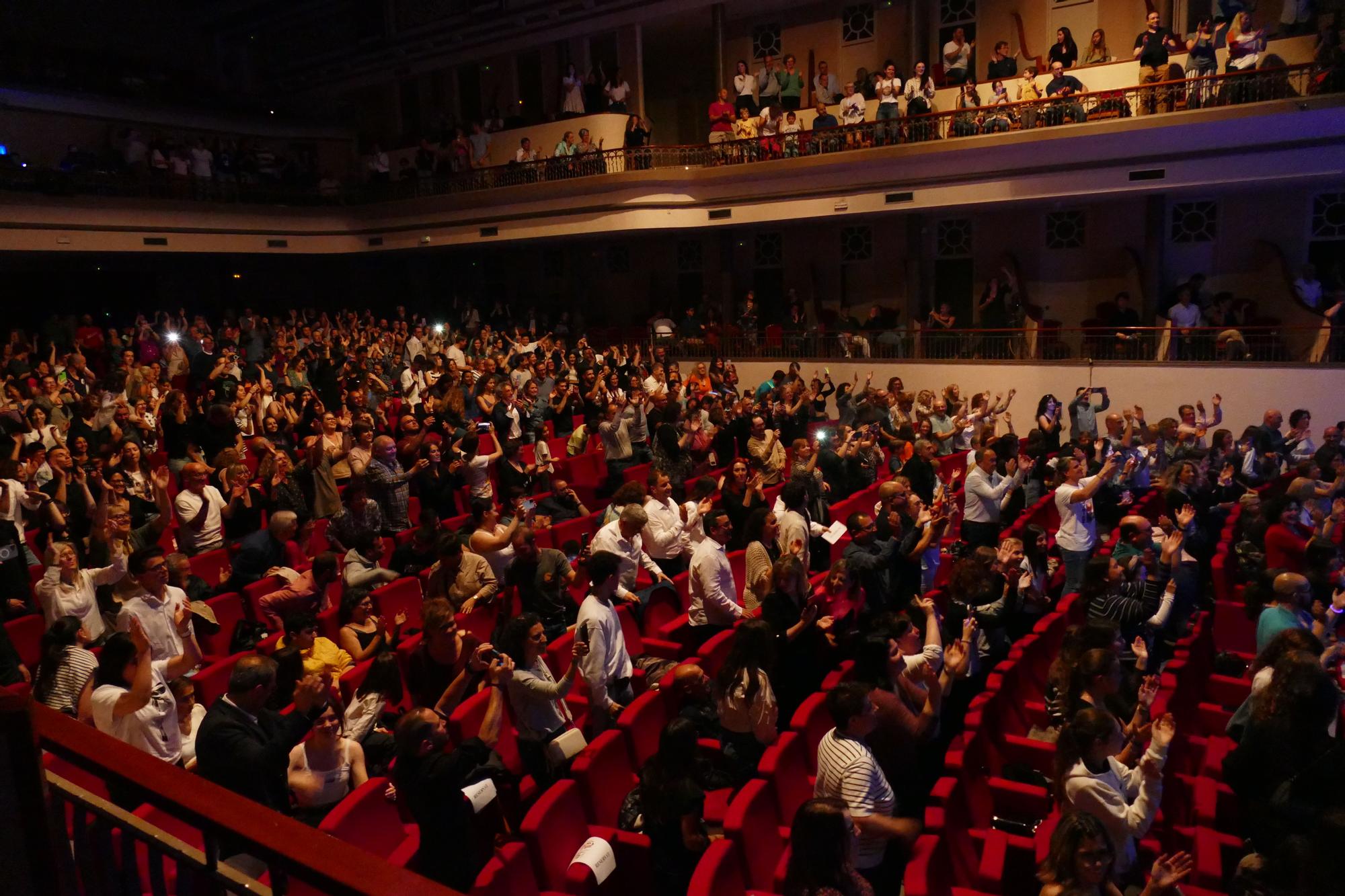 El Teatre El Jardí acull els premis 'Números 1' a Catalunya de Cadena 100