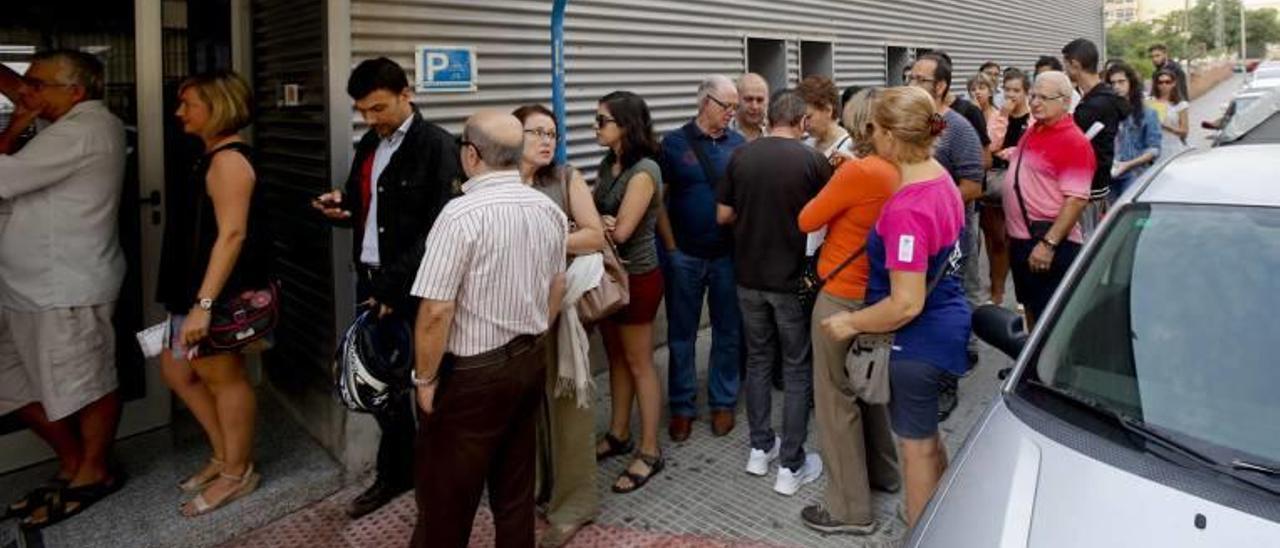 El centro de adultos abre cursos de baile y fotografía