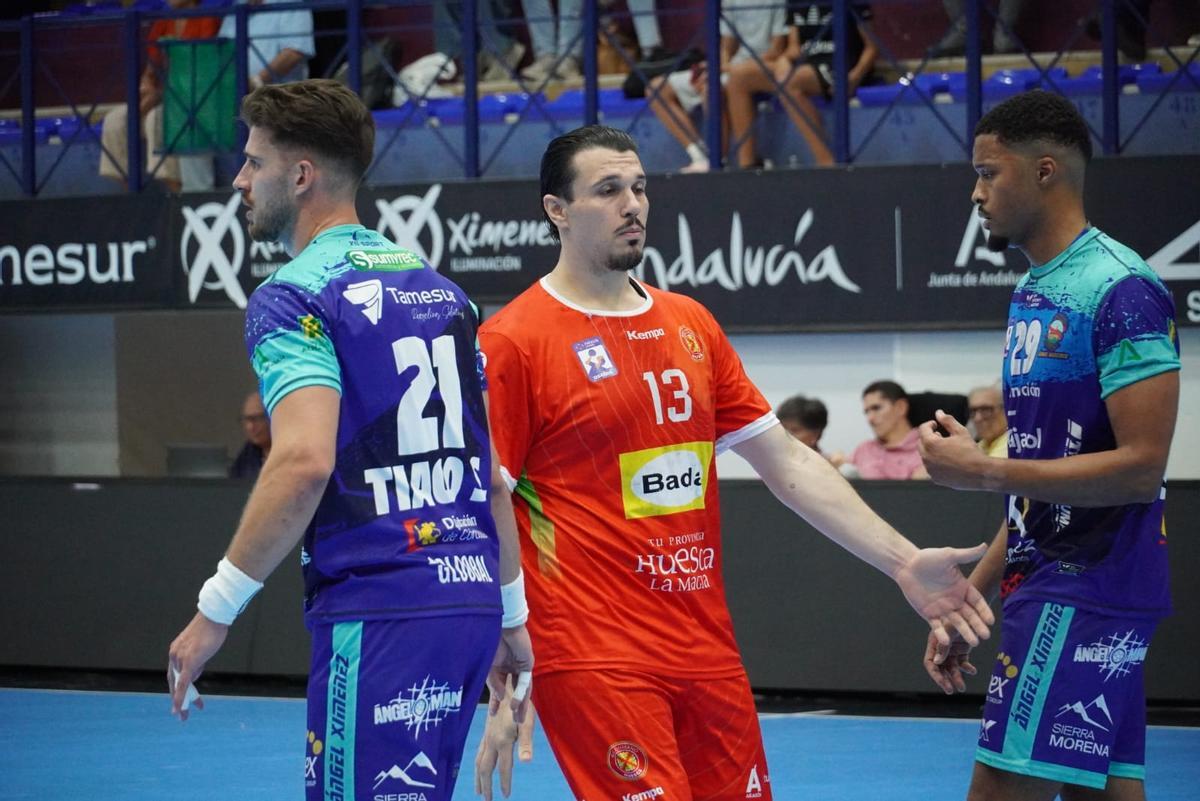 Tiado de Souza, Fabrio de Souza y Leandro Semedo, durante el choque.