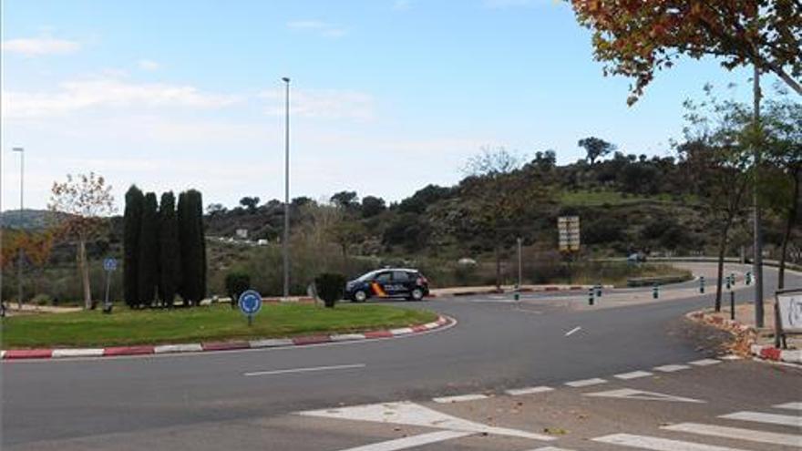 Un conductor de un autobús escolar en Plasencia da positivo en hachís