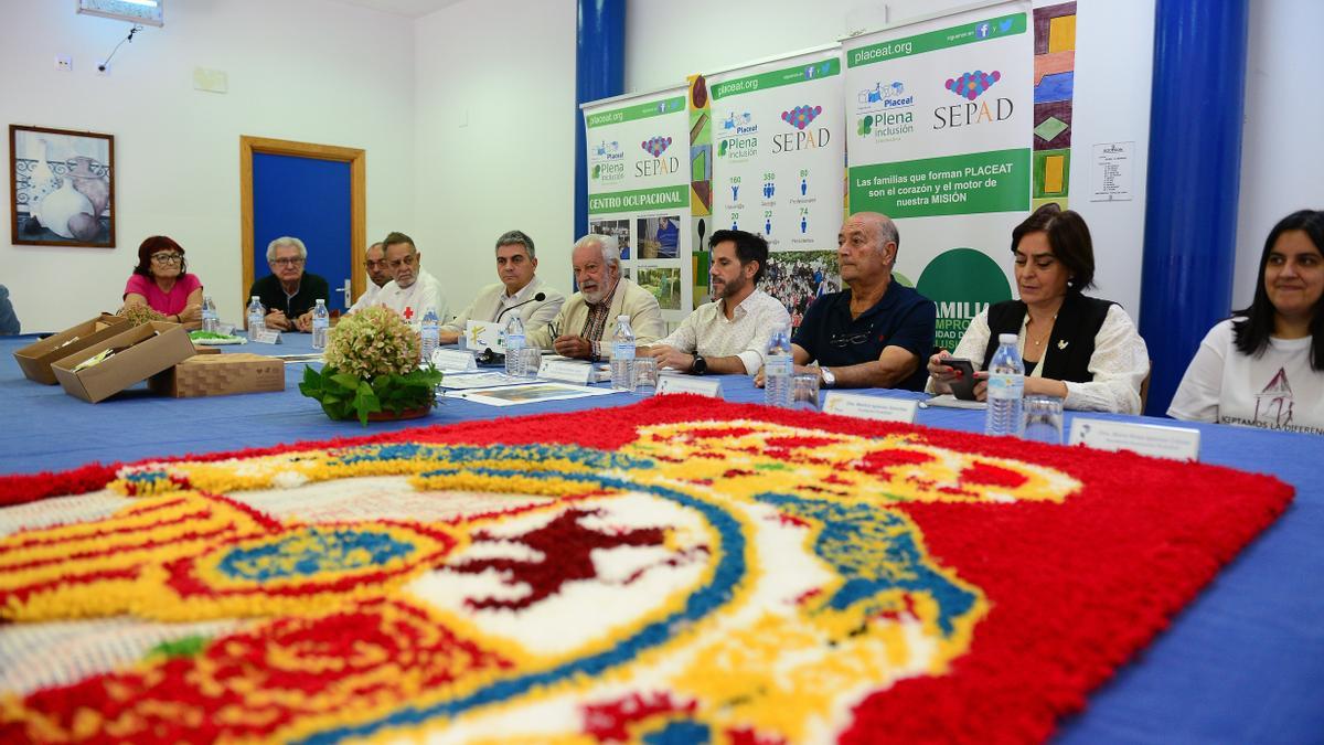 Tapiz que Placeat llevará al Senado desde Plasencia cuando esté terminado.