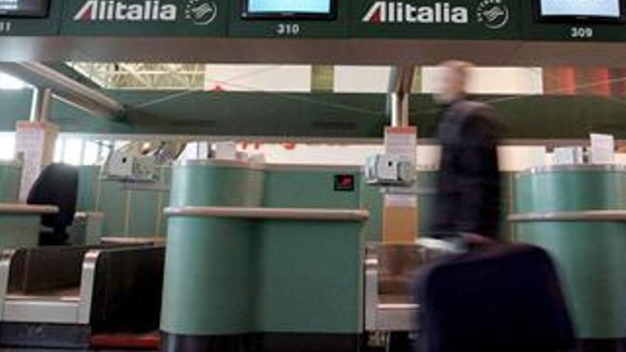 Air France confirma su interés por una participación en Alitalia