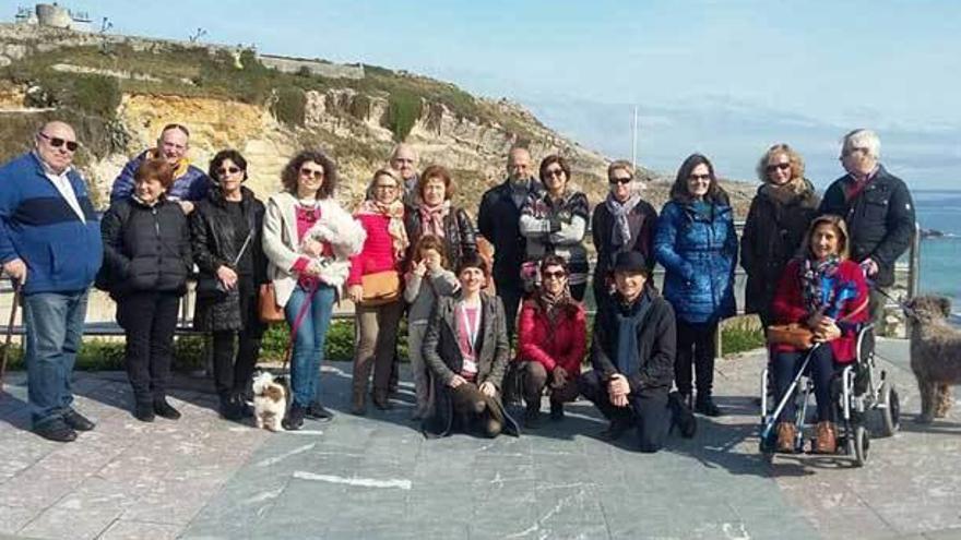 Visita a Llanes para celebrar el Día Internacional del Guía de Turismo