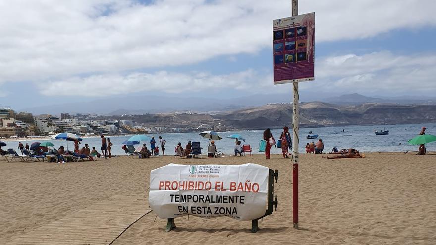 Cierran al baño por contaminación la zona de La Puntilla