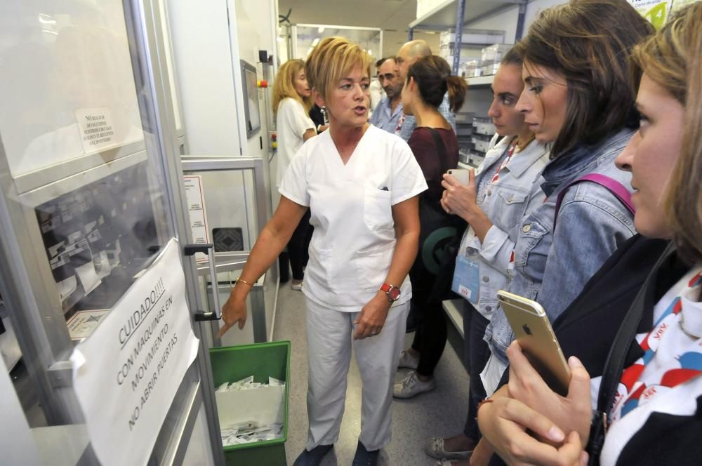 Taller de farmacia en el hospital Álvarez-Buylla de Mieres