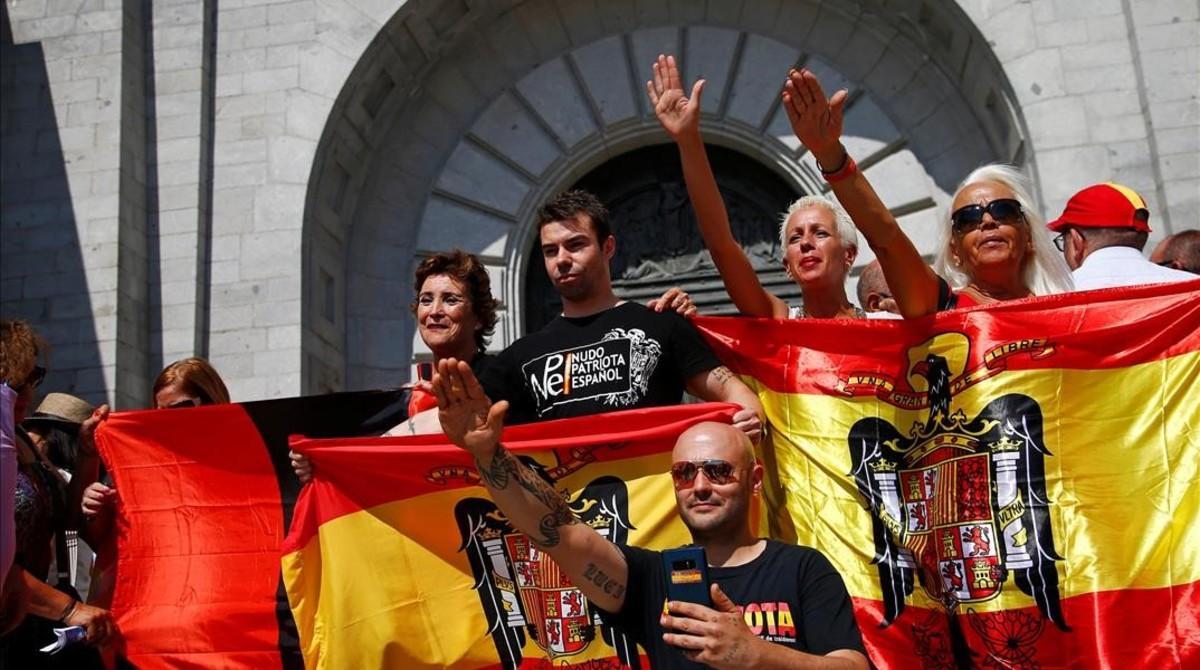 zentauroepp44323407 people attend a demonstration against plans by spain s socia180715163628