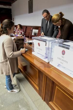 31-01-20 GENTE Y CULTURA. COLEGIO DE ABOGADOS. LAS PALMAS DE GRAN CANARIA. Votaciones para el cambio de nombre en el Colegio de Abogados.     Fotos: Juan Castro.  | 31/01/2020 | Fotógrafo: Juan Carlos Castro