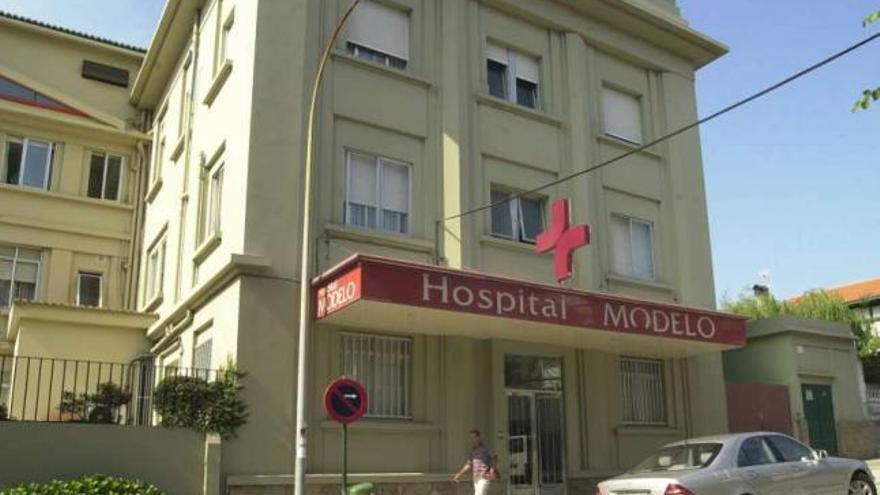 Fachada del Hospital Modelo de A Coruña. / carlos pardellas