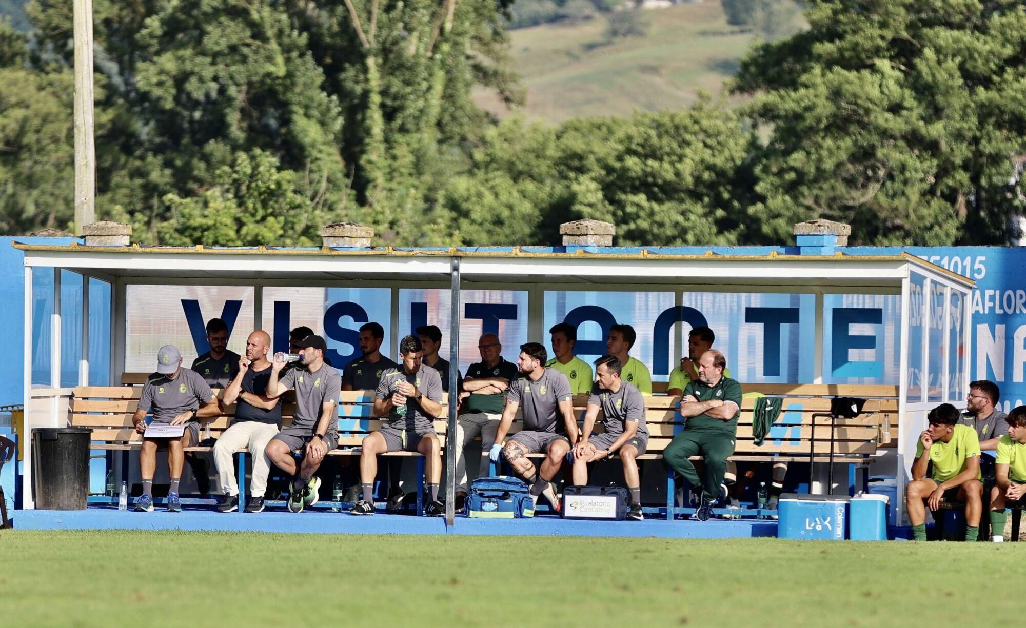 EN IMÁGENES: Amistoso de pretemporada en Grado entre Sporting y Racing de Santander