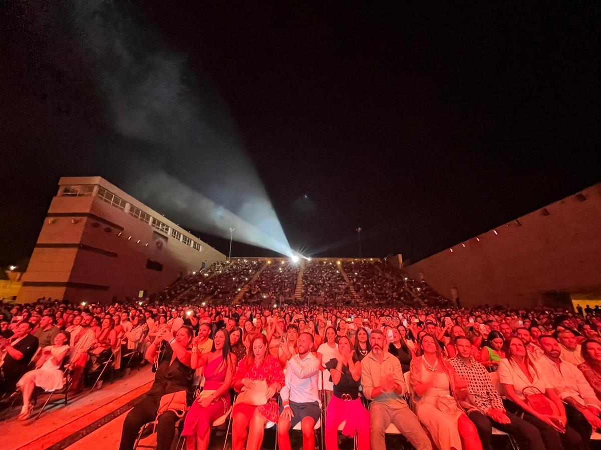 El Auditorio Municipal, lleno durante el concierto de la gaditana Niña Pastori.