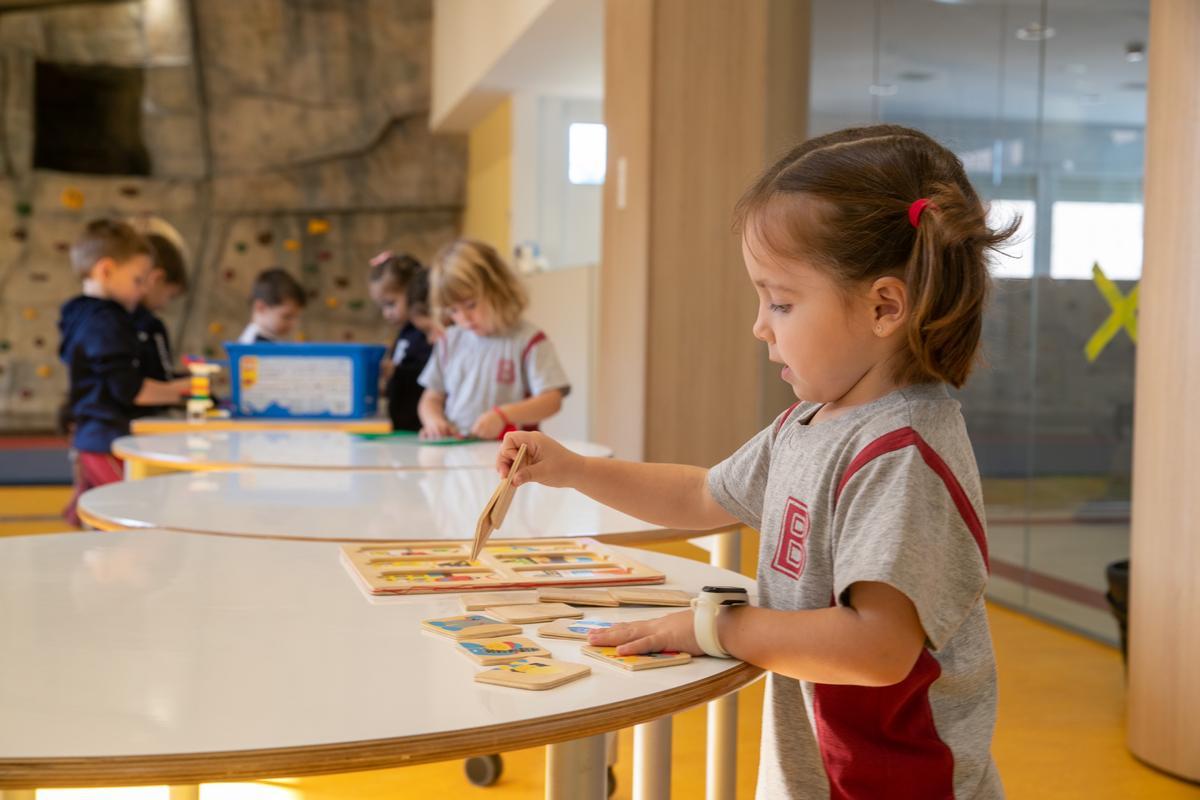 En Infantil se han estrenado unas nuevas instalaciones con diferentes espacios de aprendizaje y un rocódromo