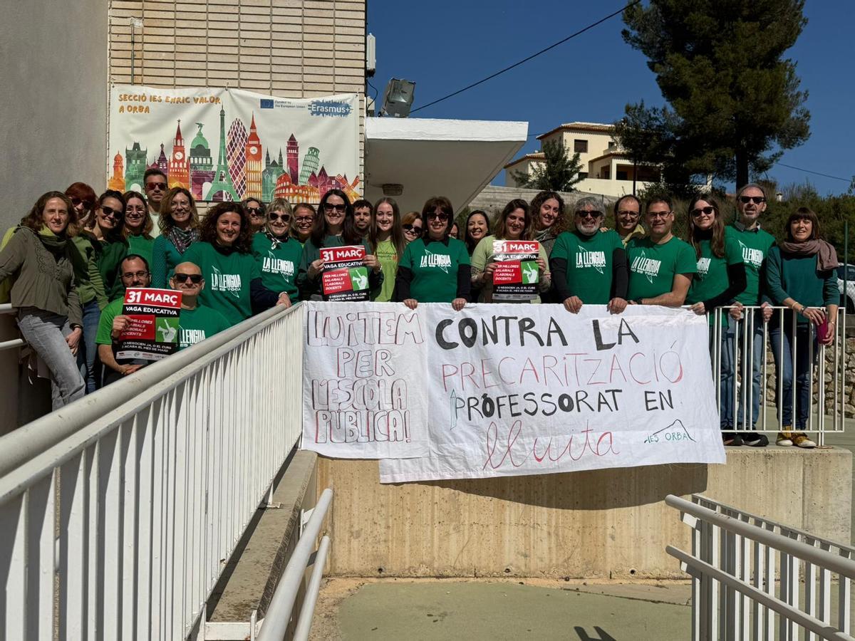 Protesta del profesorado en el IES Enric Valor (Orba)