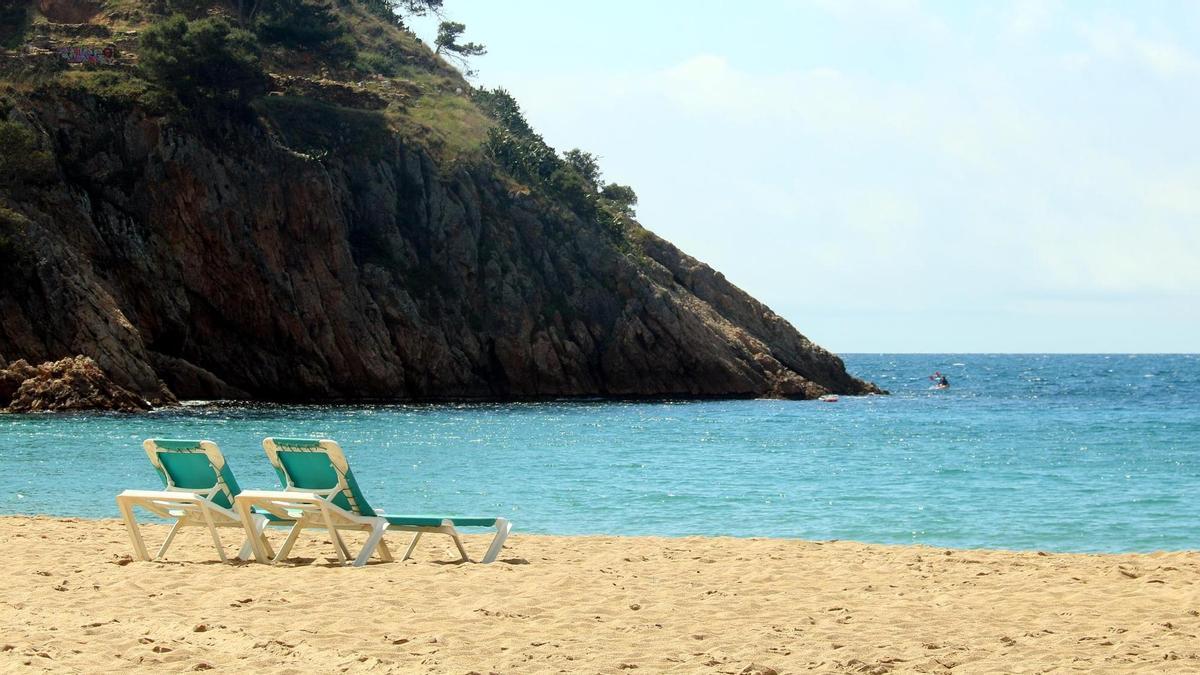 Pla general de la platja de Castell de Palamós aquest 24 de maig del 2021 (Horitzontal)