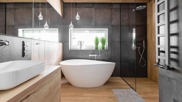 Las infinitas combinaciones de texturas y materiales permiten una personalización al detalle en los cuartos de baño. | FOTOS: SHUTTERSTOCK