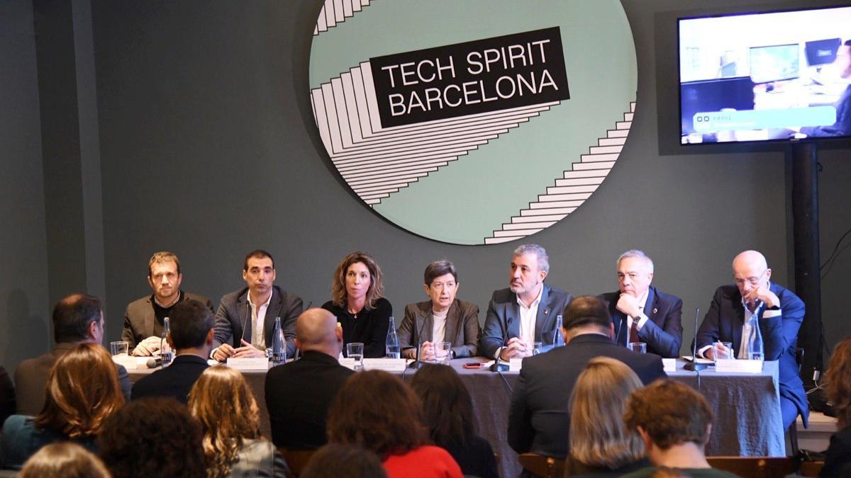 Autoridades en el acto de presentación de las jornadas Tech Spirit Barcelona.