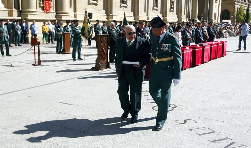 La Guardia Civil rinde homenaje a la Virgen del Pilar, su patrona.