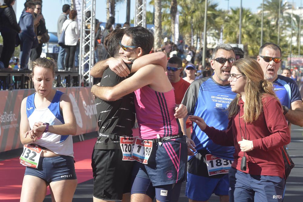 El keniata ha superado al marroquí Hassane Ahouchar con un tiempo de 1:04:29