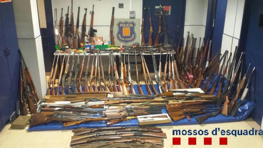 Els Mossos troben 174 armes en possessió de la vídua d&#039;un exmilitar nord-americà