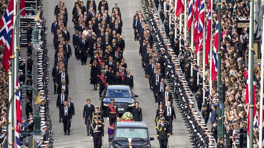 Norway bids farewell with sadness and solemnity to King Harald, "the grandfather of the people"
