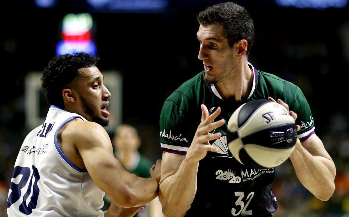 lmendiola52311080 graf943  m laga 15 02 2020   el pivot de unicaja  rub  guerr200215221334