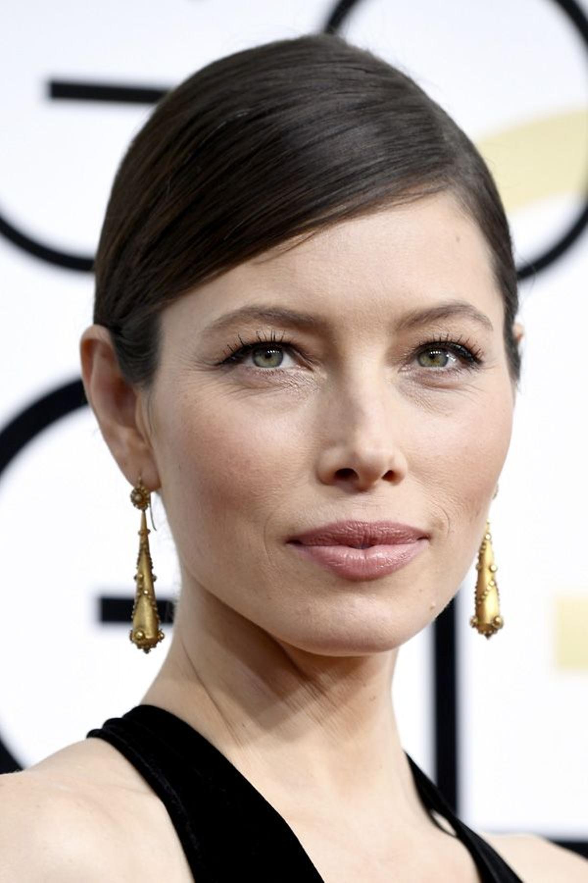 Belleza en los Globos de Oro 2017: Jessica Biel