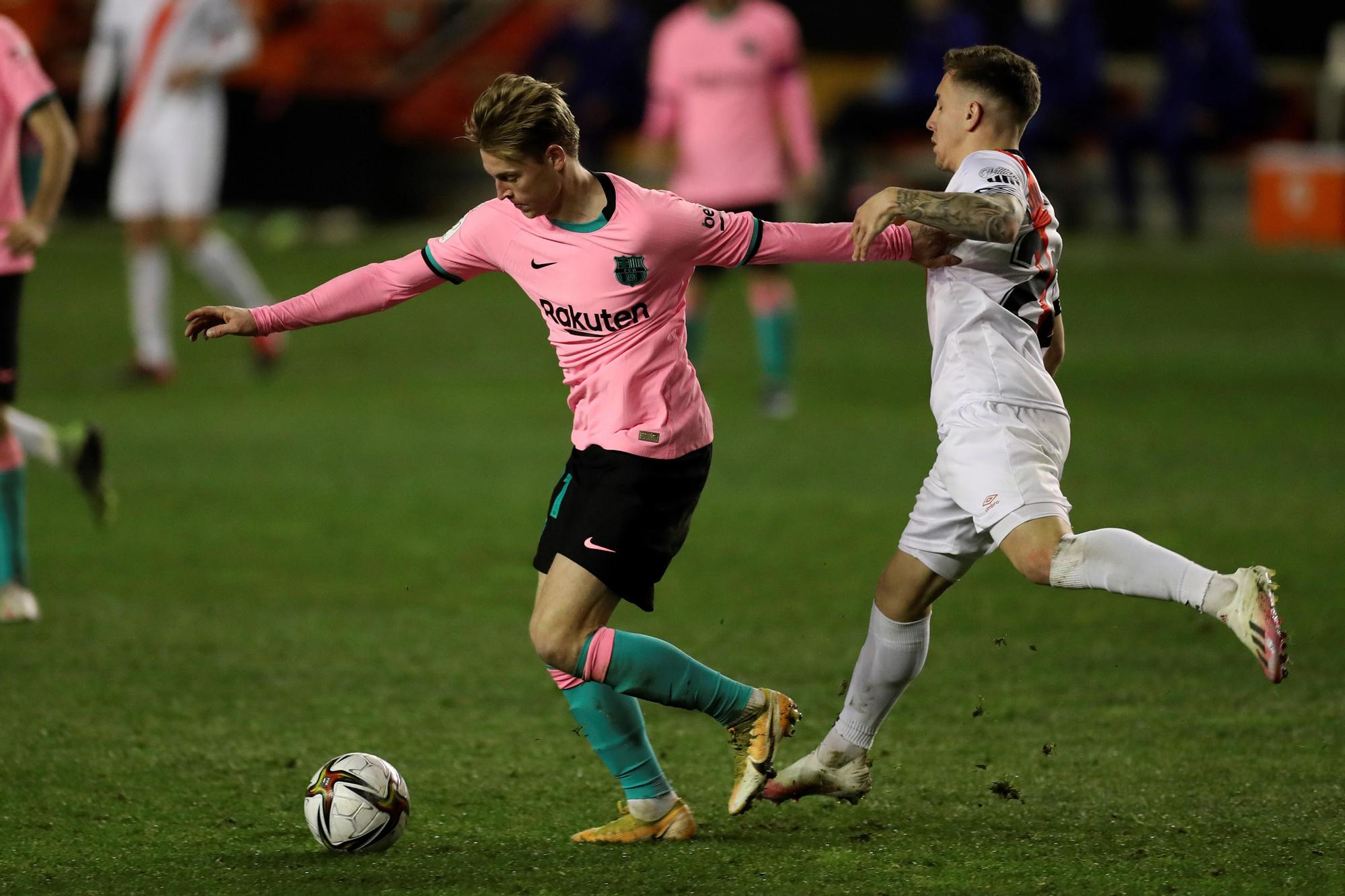 De Jong, en Vallecas en el duelo contra el Rayo.