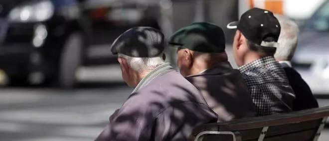 Asturias, el geriátrico de Europa: el peso de su población dependiente se duplicará en 2045
