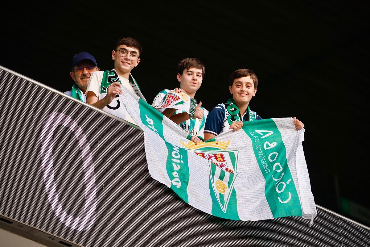 Córdoba CF-Huesca | Las imágenes de la afición en El Arcángel