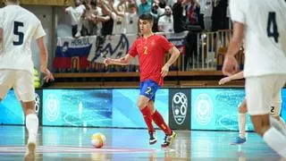 España encuentra el gol ante Eslovenia liderada por Antonio Pérez