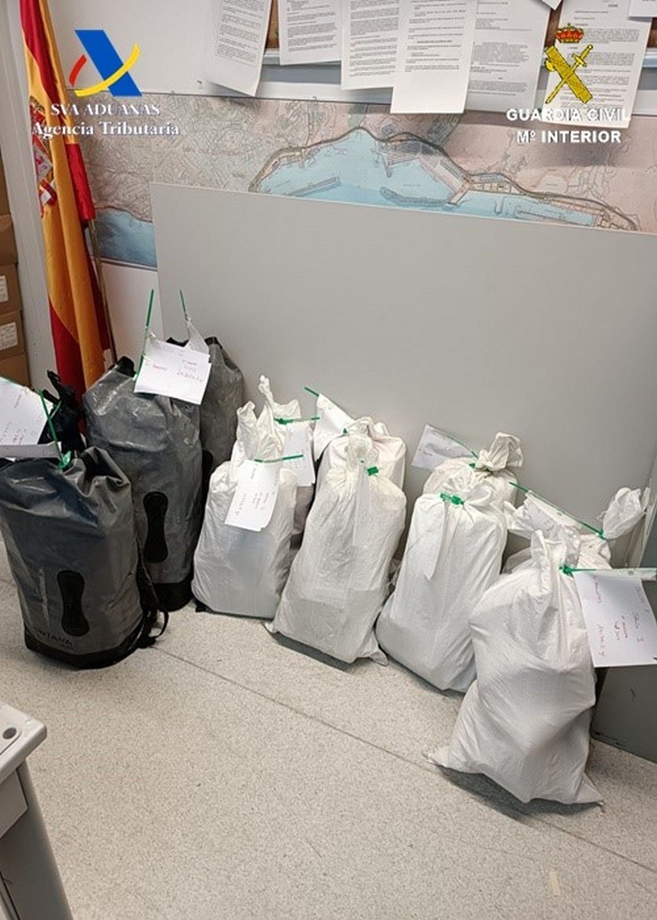 Intervenidos 200 kilos de cocaína en un buque que realizaba una parada técnica para repostar en Canarias
