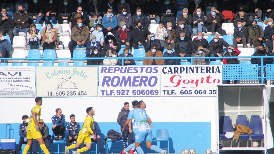 El San Fernando saca un punto en tierras extremeñas (2-2)