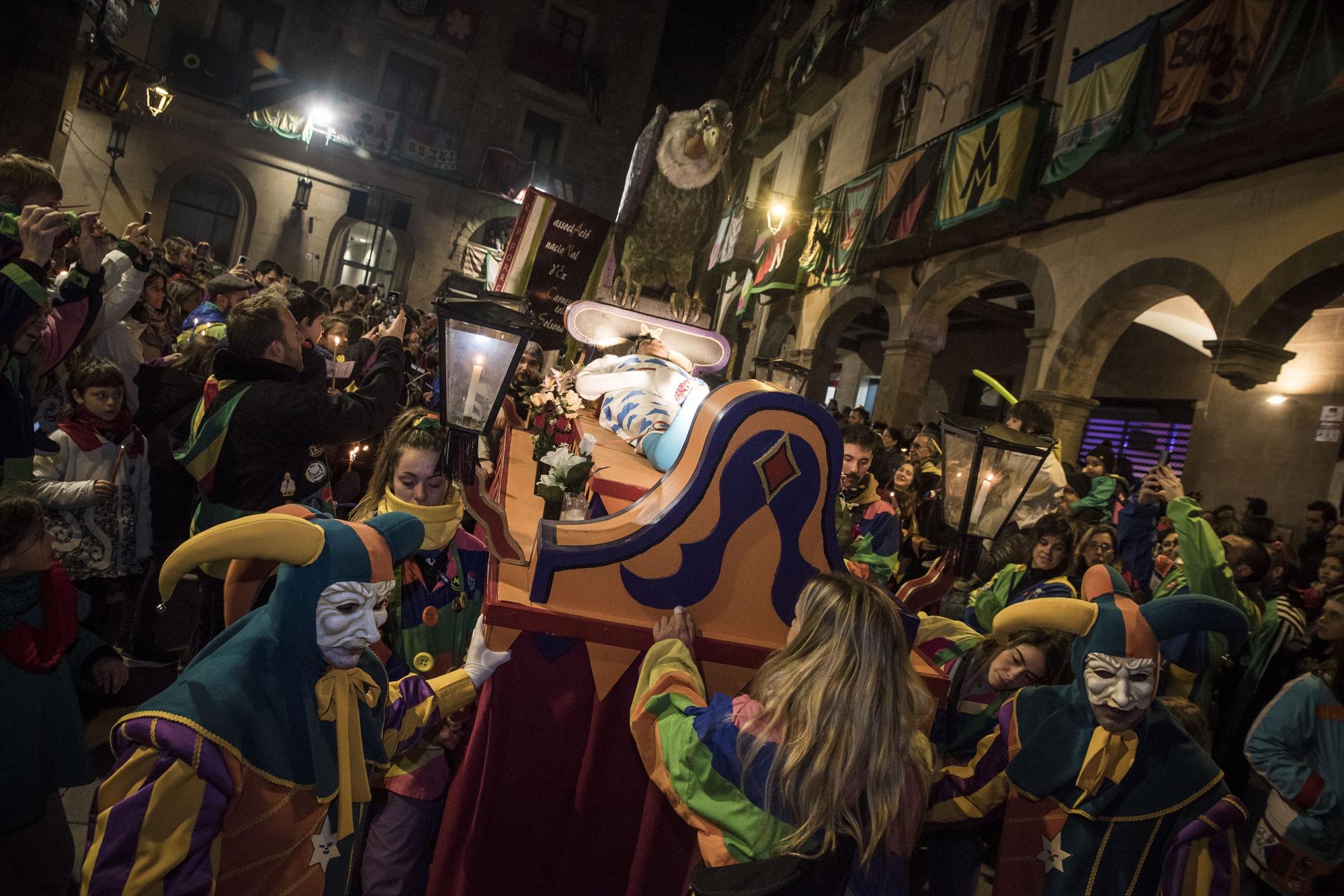 La processó tanca un Carnaval de Solsona multitudinari, en imatges