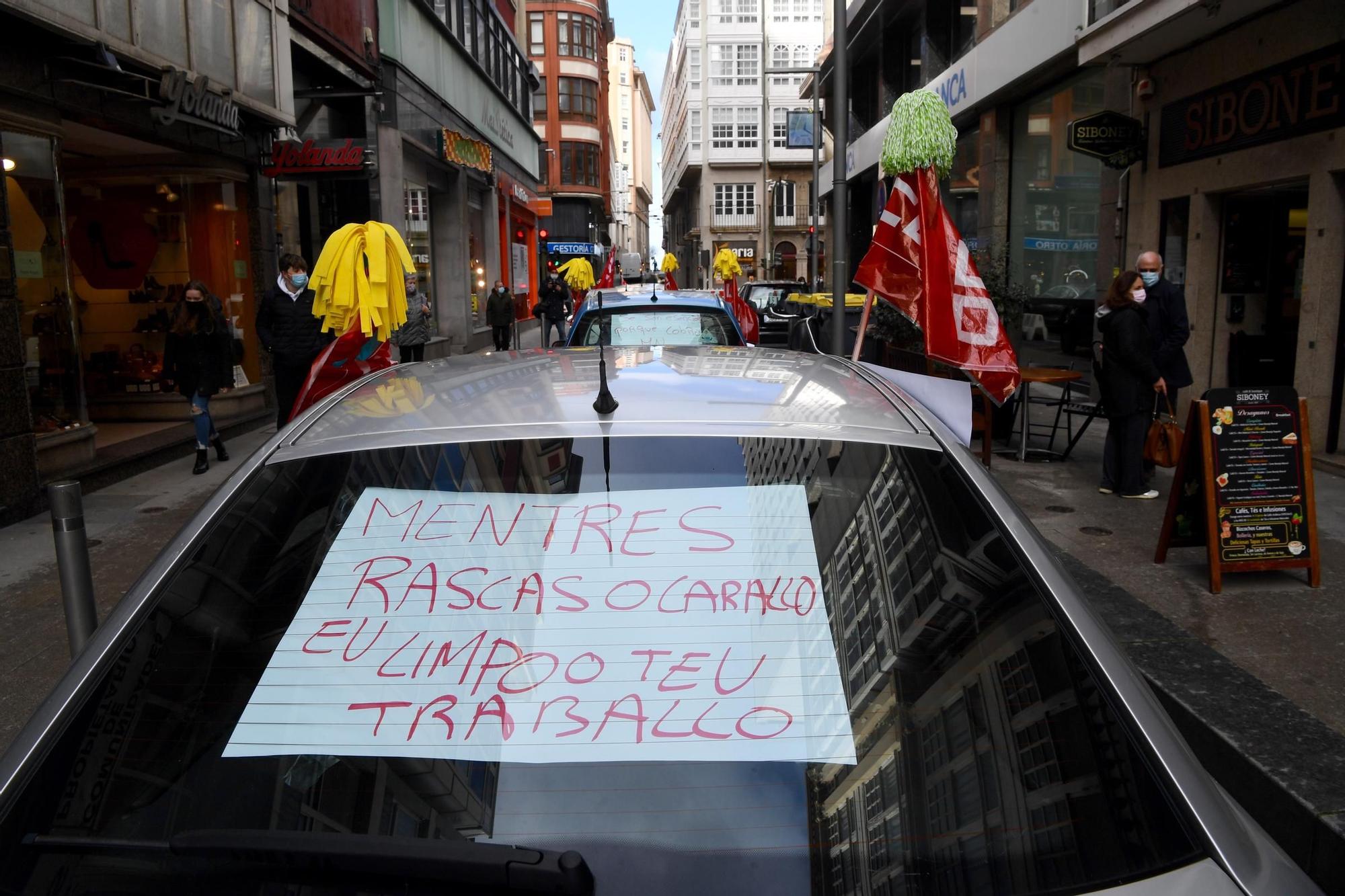 Caravana sindical en A Coruña por el convenio de la limpieza