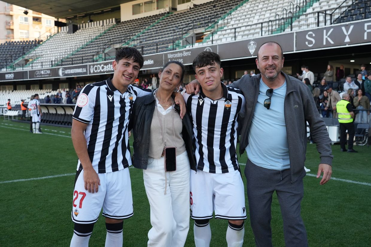 ¡Las mejores imágenes de la celebración del ascenso a Segunda Federación del Castellón B!
