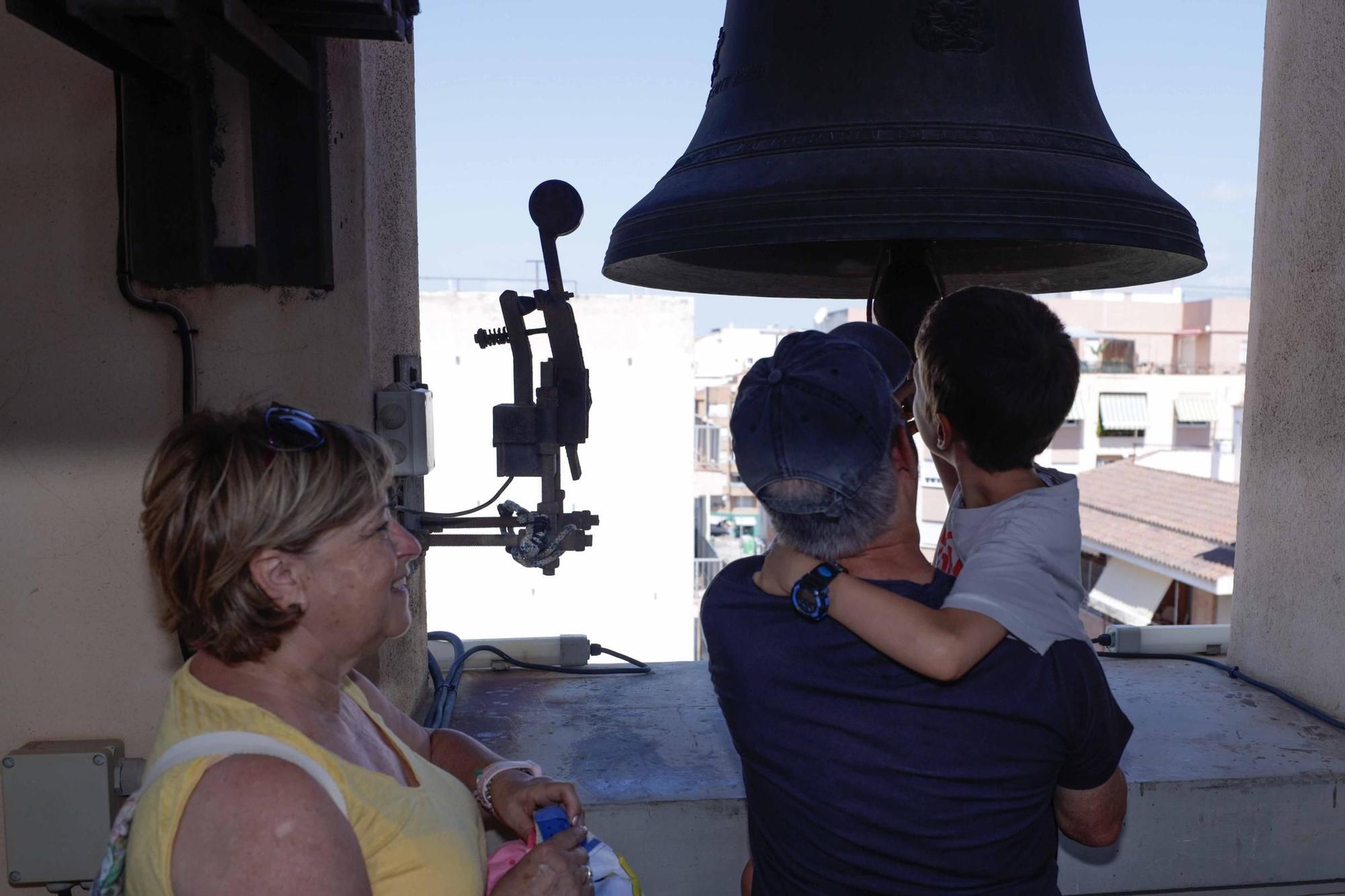 El ‘bou’ toma protagonismo mañana, tarde y noche en el Grau en fiestas