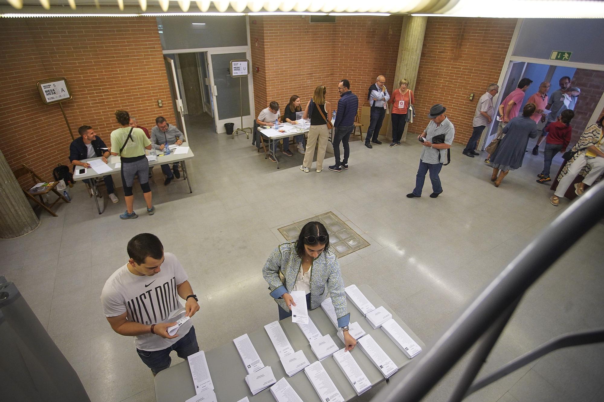 Jornada d'eleccions municipals a Girona