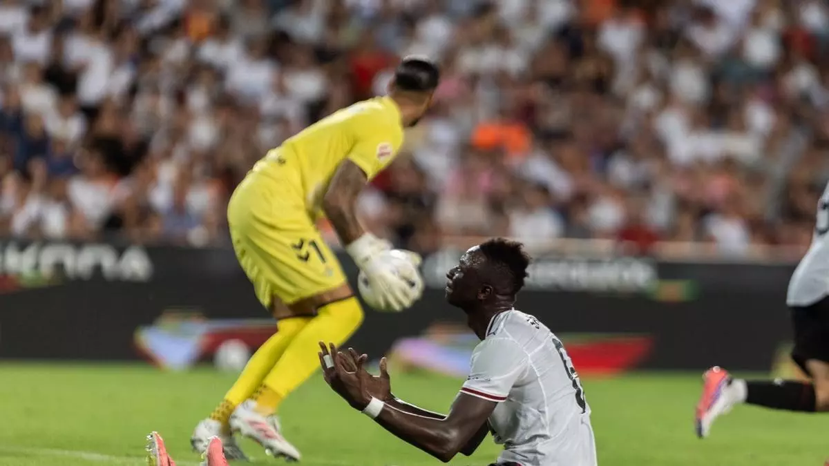 La calidad decide en favor del Betis... y Mestalla explota: ¿Dónde están los fichajes?