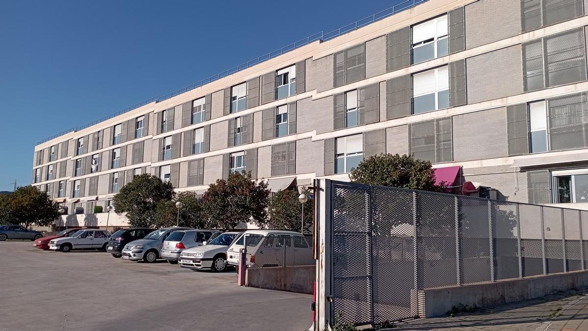 Aspecto exterior de la promoción de VPO de la calle Catedrático Crístobal Cuevas, 22, en Soliva.