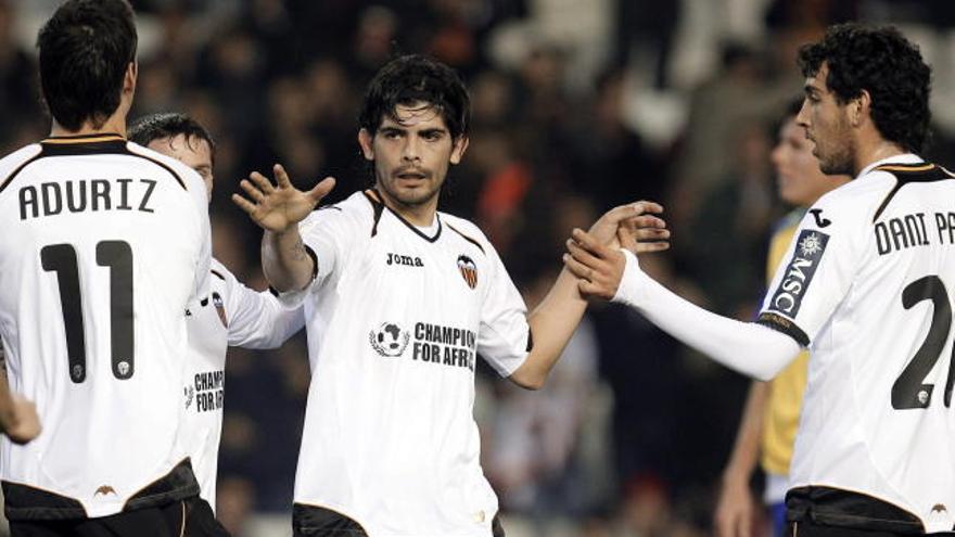 Banega, con el Valencia