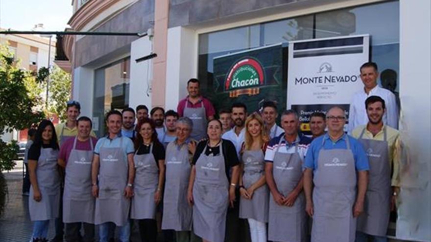 Primer curso de cortadores de jamón en La Carlota