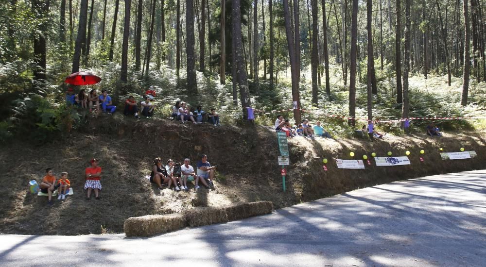 Una treintena de bólidos y numeroso público participan en el cuartos descenso Cidade de Vigo